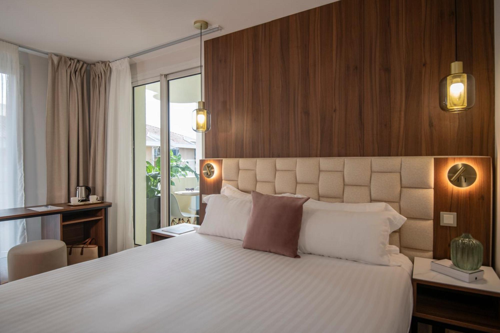 Hotel Amarante Cannes Exterior photo